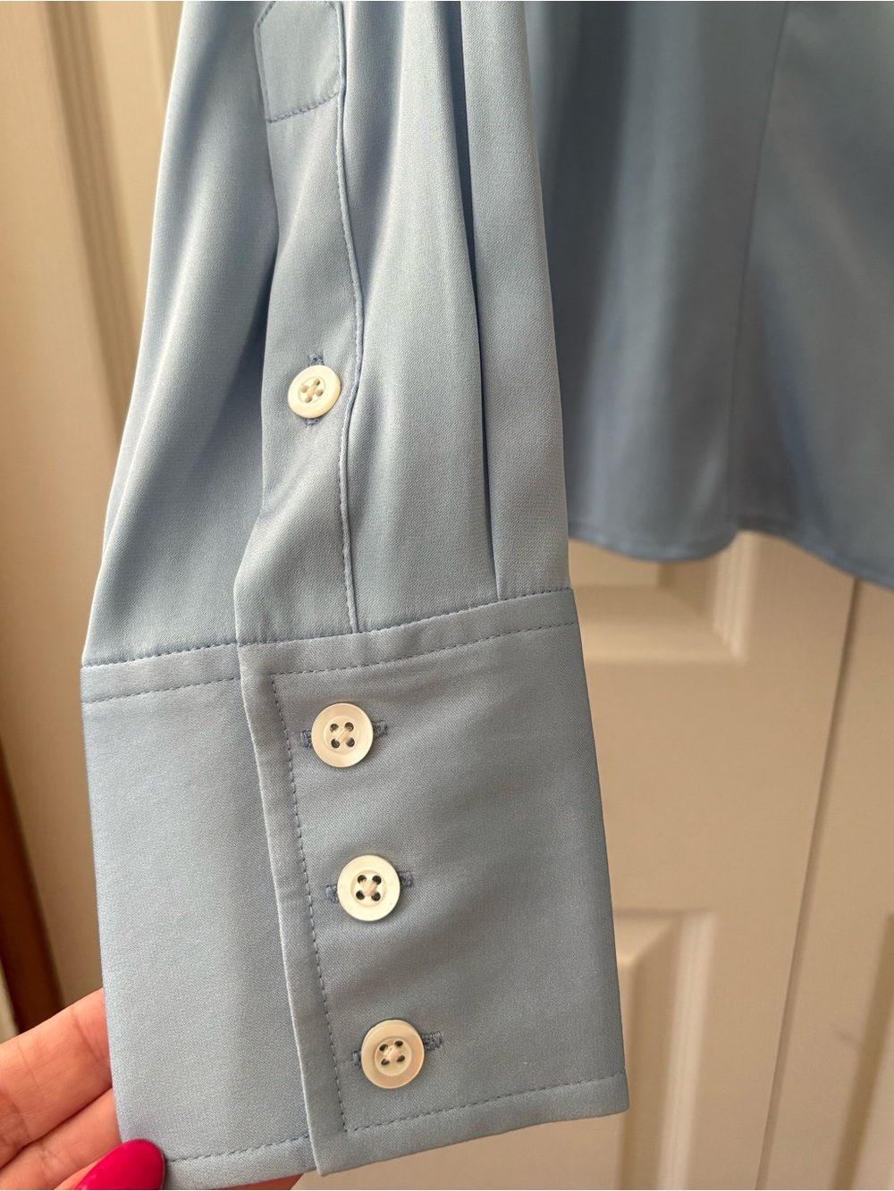 Ann Taylor Light Blue Silk Blend Blouse - Size 8 NWT - Picture 3 of 5